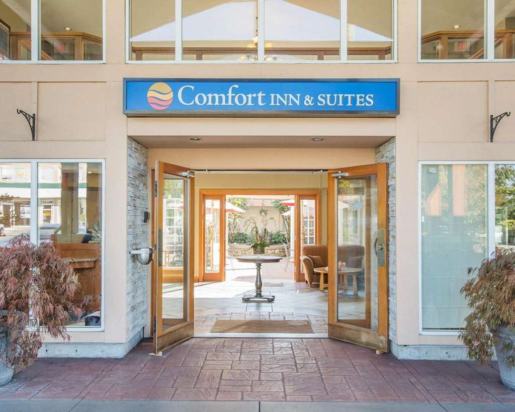 Econo Lodge Inn & Suites North Vancouver Exterior photo